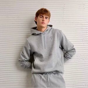 NWT - AE 24/7 Hoodie - Gray Color - Size M - Men’s